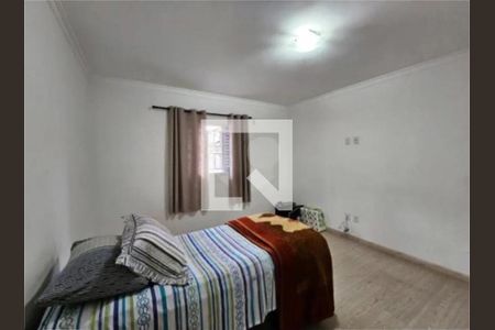 Casa à venda com 3 quartos, 242m² em Jardim Sao Ricardo, São Paulo