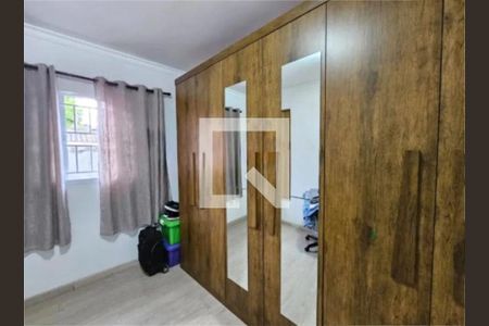 Casa à venda com 3 quartos, 242m² em Jardim Sao Ricardo, São Paulo