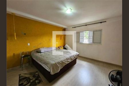 Casa à venda com 3 quartos, 242m² em Jardim Sao Ricardo, São Paulo