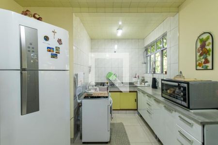 Cozinha de casa à venda com 3 quartos, 852m² em São João, Curitiba