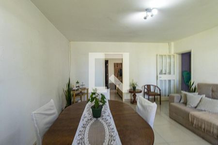 Sala de casa para alugar com 3 quartos, 852m² em São João, Curitiba