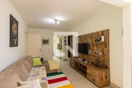 Sala de TV de casa para alugar com 3 quartos, 852m² em São João, Curitiba