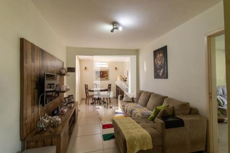 Sala de TV de casa para alugar com 3 quartos, 852m² em São João, Curitiba
