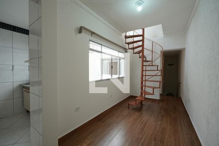 Corredor de casa à venda com 2 quartos, 100m² em Cambuci, São Paulo