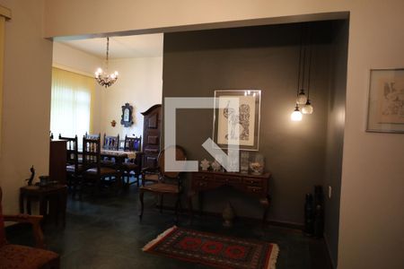 Casa à venda com 4 quartos, 200m² em Vila Campo Grande, São Paulo