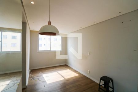 Sala / Cozinha de apartamento para alugar com 2 quartos, 41m² em Jardim Germania, São Paulo