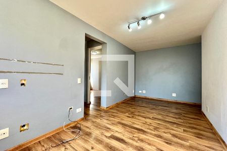 Sala de apartamento para alugar com 2 quartos, 51m² em Jardim Oriental, São Paulo