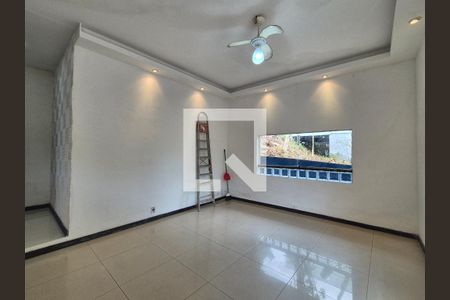 Casa de Condomínio para alugar com 3 quartos, 102m² em Barra de Guaratiba, Rio de Janeiro