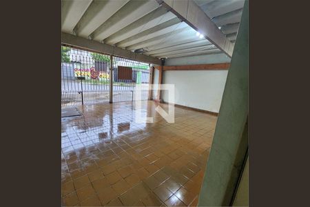 Casa à venda com 2 quartos, 100m² em Terceira Divisão de Interlagos, São Paulo
