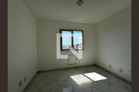 Sala de apartamento para alugar com 2 quartos, 57m² em Vila da Penha, Rio de Janeiro
