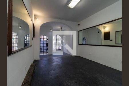 Casa à venda com 2 quartos, 190m² em Vila Madalena, São Paulo