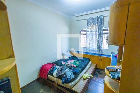 Quarto 1 de casa para alugar com 3 quartos, 360m² em Santa Terezinha, Belo Horizonte