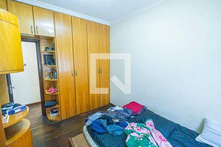 Quarto 1 de casa para alugar com 3 quartos, 360m² em Santa Terezinha, Belo Horizonte