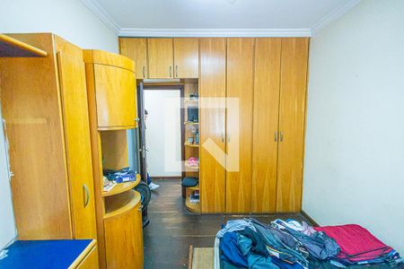 Quarto 1 de casa para alugar com 3 quartos, 360m² em Santa Terezinha, Belo Horizonte