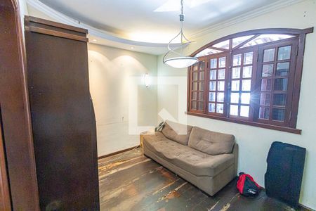 copa de casa para alugar com 3 quartos, 360m² em Santa Terezinha, Belo Horizonte