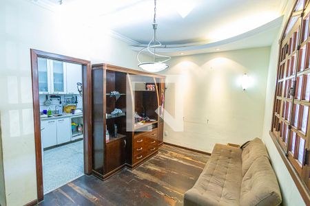 copa de casa para alugar com 3 quartos, 360m² em Santa Terezinha, Belo Horizonte