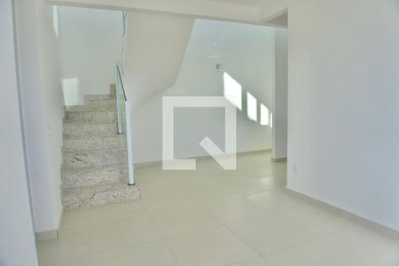 Sala de apartamento para alugar com 2 quartos, 120m² em Nova Suíça, Belo Horizonte