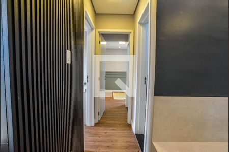 Corredor de apartamento para alugar com 2 quartos, 60m² em Campestre, Santo André