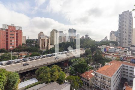 Vista/Varanda de apartamento para alugar com 1 quarto, 32m² em Pinheiros, São Paulo