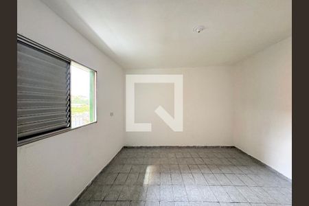Casa para alugar com 1 quarto, 64m² em Vila Zat, São Paulo