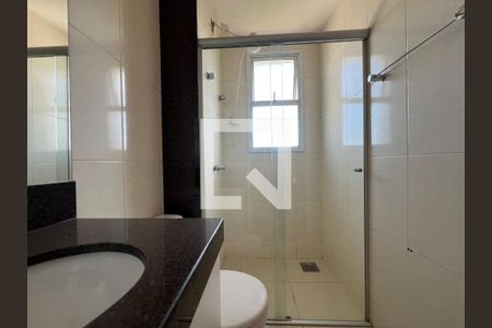 Banheiro da Suíte 1 de apartamento para alugar com 3 quartos, 106m² em Castelo, Belo Horizonte