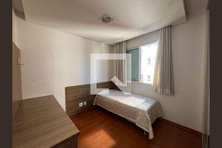 Quarto 2 de apartamento para alugar com 3 quartos, 106m² em Castelo, Belo Horizonte