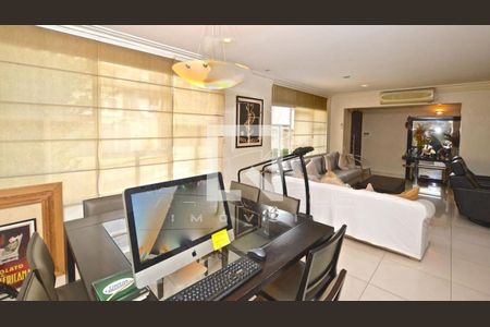 Casa à venda com 5 quartos, 159m² em Vila Madalena, São Paulo