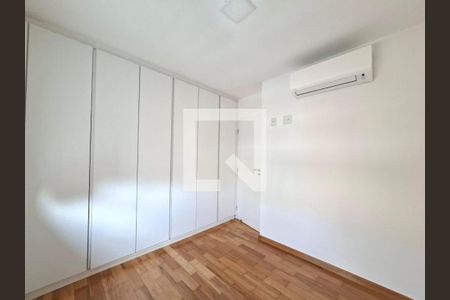 Apartamento para alugar com 2 quartos, 98m² em Moema, São Paulo