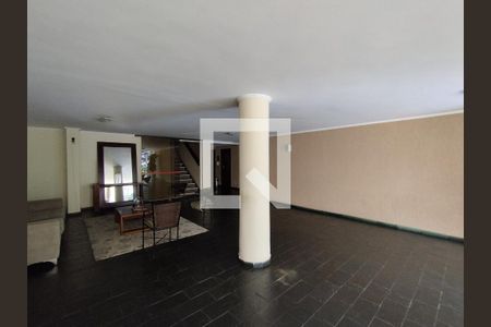 Hall de entrada de apartamento para alugar com 2 quartos, 112m² em Aclimação, São Paulo
