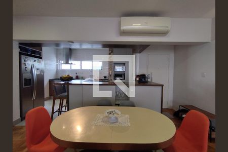 Sala/Cozinha de apartamento para alugar com 2 quartos, 112m² em Aclimação, São Paulo