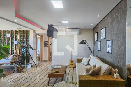 Apartamento para alugar com 2 quartos, 70m² em Jardim Virginia, Guarujá