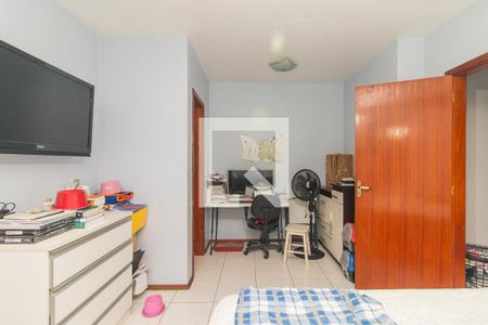 Quarto 1 de casa de condomínio à venda com 4 quartos, 164m² em Serraria, Porto Alegre