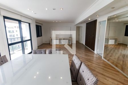 Sala de apartamento à venda com 2 quartos, 115m² em Real Parque, São Paulo