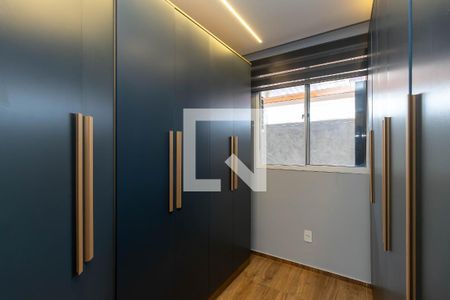 Quarto 2 de apartamento para alugar com 2 quartos, 63m² em Mantiqueira, Belo Horizonte