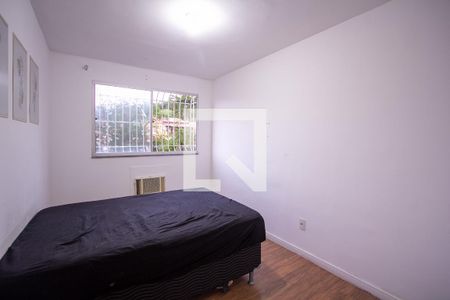 Quarto 1 de apartamento para alugar com 2 quartos, 55m² em Galo Branco, São Gonçalo