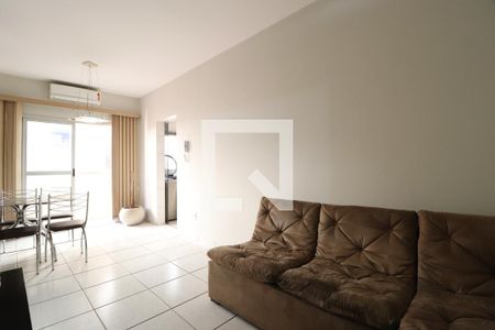 Sala de apartamento para alugar com 2 quartos, 70m² em Santa Mônica, Uberlândia
