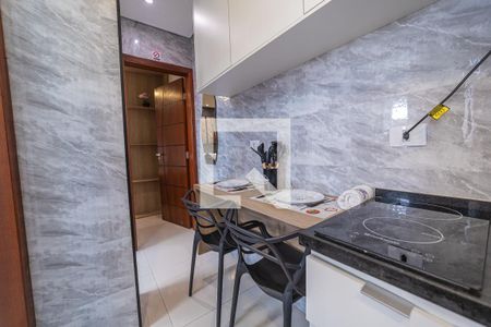 Cozinha de apartamento para alugar com 1 quarto, 28m² em Jardim Aricanduva, São Paulo