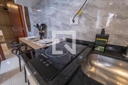 Cozinha de apartamento para alugar com 1 quarto, 28m² em Jardim Aricanduva, São Paulo
