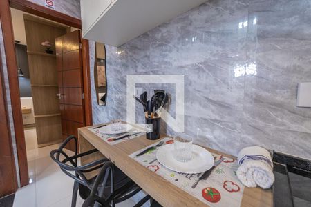 Cozinha de apartamento para alugar com 1 quarto, 28m² em Jardim Aricanduva, São Paulo