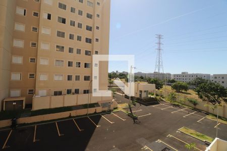 Quarto 1 de apartamento para alugar com 2 quartos, 42m² em Shopping Park, Uberlândia