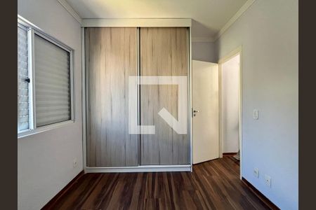Quarto de apartamento à venda com 2 quartos, 64m² em Jardim Nova Europa, Campinas