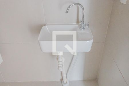 Banheiro de apartamento para alugar com 1 quarto, 31m² em Pinheiros, São Paulo