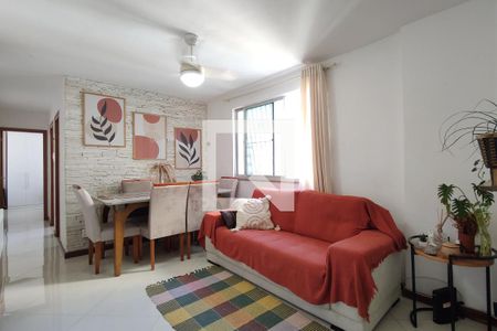 Sala de apartamento à venda com 2 quartos, 60m² em Camorim, Rio de Janeiro