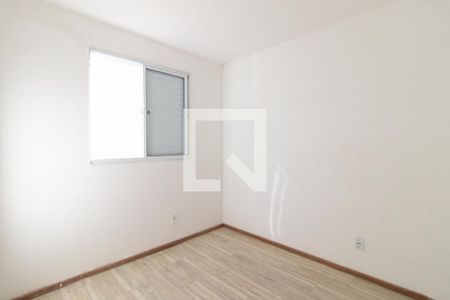 Quarto 1 de apartamento para alugar com 2 quartos, 40m² em Vila Nova, Porto Alegre