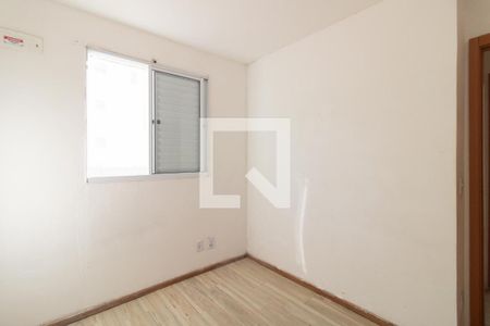 Quarto 2 de apartamento para alugar com 2 quartos, 40m² em Vila Nova, Porto Alegre