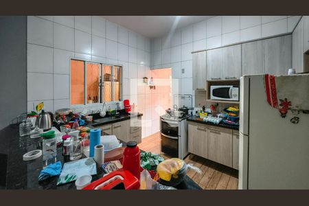 Cozinha de casa à venda com 8 quartos, 300m² em Parque Grajau, São Paulo