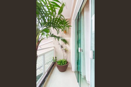 Sacada de casa à venda com 3 quartos, 217m² em Vila Osasco, Osasco