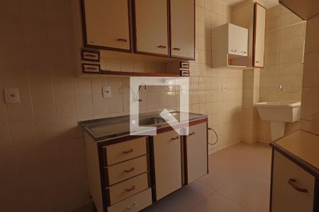 Cozinha de apartamento para alugar com 2 quartos, 60m² em Setor Bueno, Goiânia