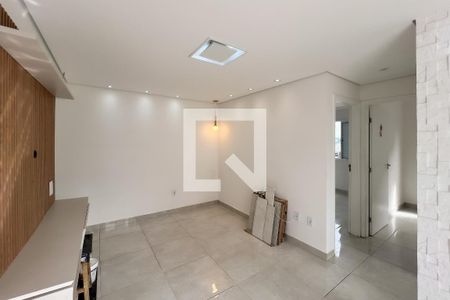 Sala de apartamento para alugar com 2 quartos, 48m² em Jardim Eliza, Valinhos