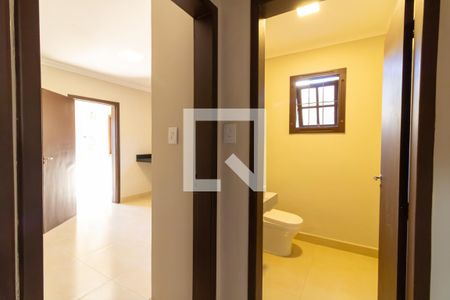 Corredor de casa à venda com 3 quartos, 300m² em Camaquã, Porto Alegre